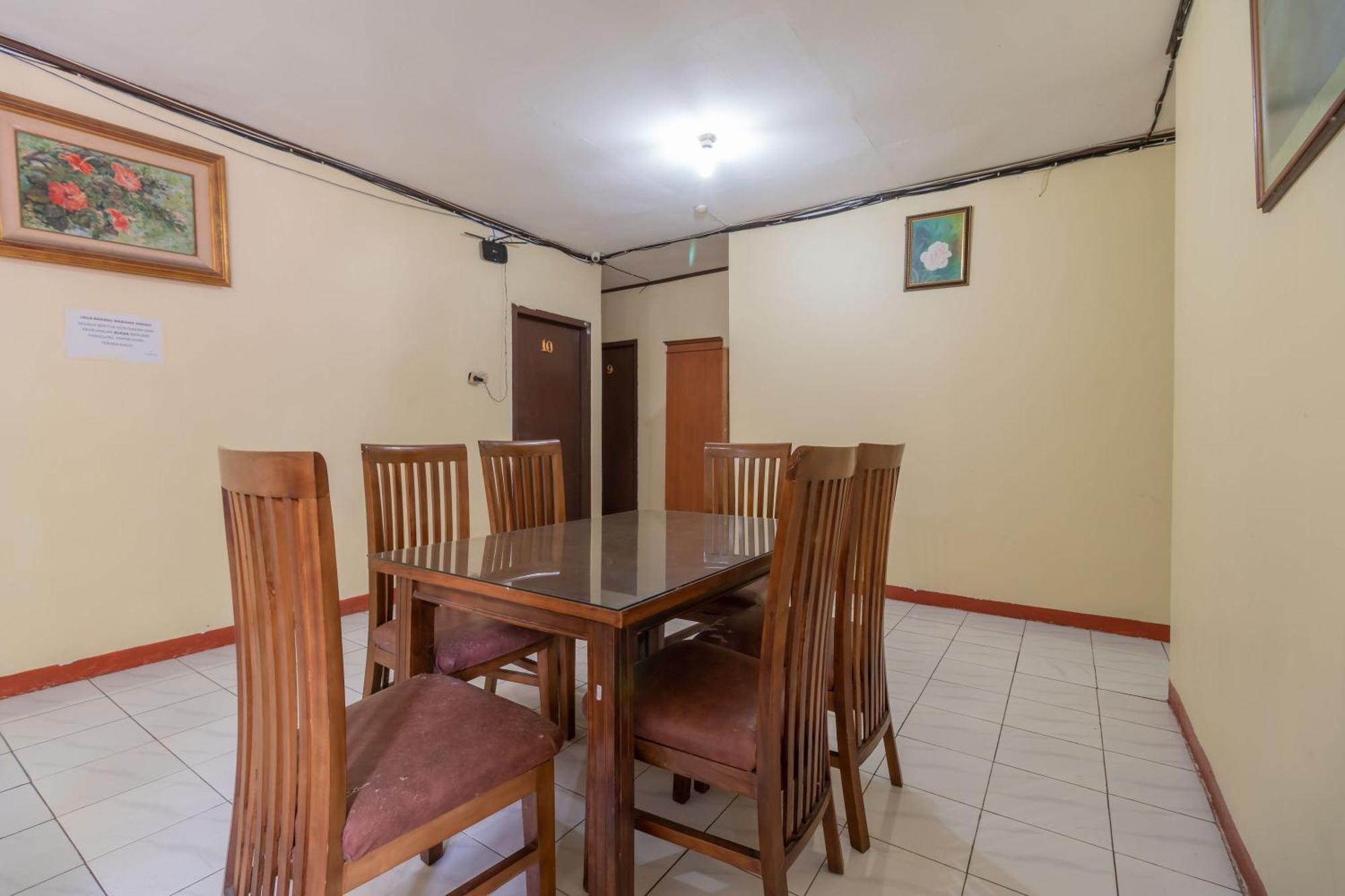 Reddoorz Near Pondok Indah Water Park Jakarta Exterior foto